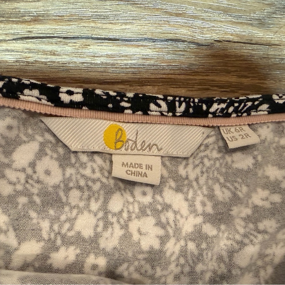 Boden Evelyn Jersey Midi long sleeve Dress Black, Floral Cascade print - Picture 9 of 10